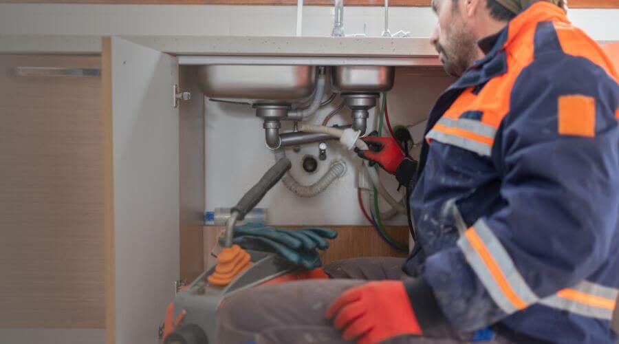 Professional sewer line replacement in Luna Pier, MI